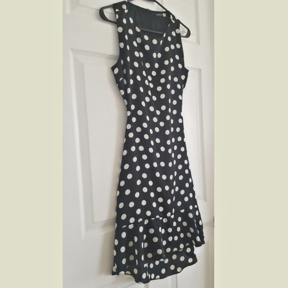 Romântico & Sexy Polka Dots Dress